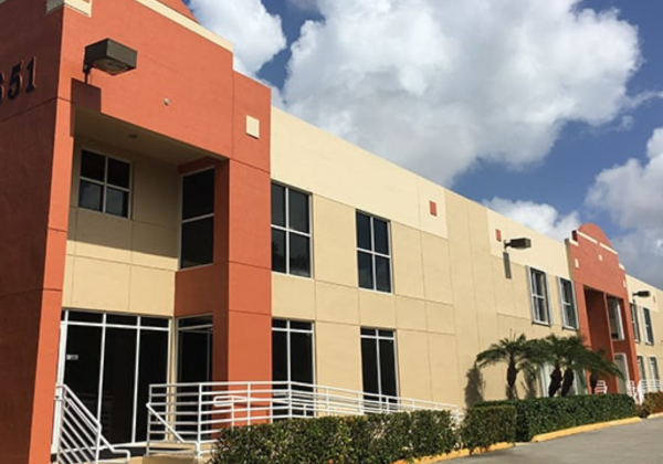 Commercial Exterior Painting Service